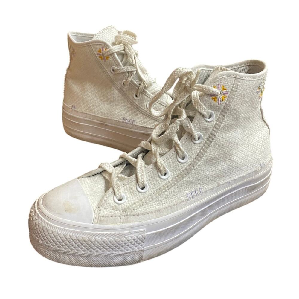 Converse All Stars Hi Tops Womens 8.5 White Floral Embroidery Lace Up Canvas